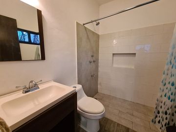 Casa en venta remodelada y de 1 planta en el centro de Mérida, Casa Azul