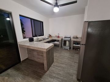 Casa en venta remodelada y de 1 planta en el centro de Mérida, Casa Azul