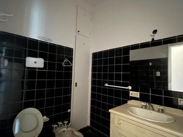 Casa 4ambientes a la venta- Castelar Norte