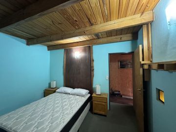 Complejo con bajada al rio en un lugar único de Villa los Aromos