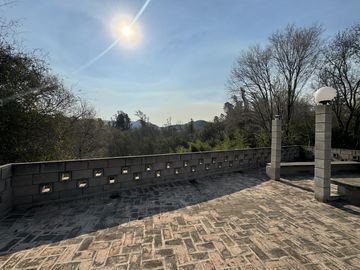 Complejo con bajada al rio en un lugar único de Villa los Aromos