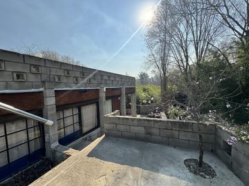 Complejo con bajada al rio en un lugar único de Villa los Aromos