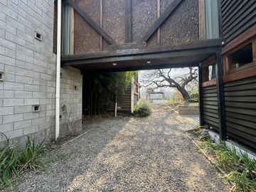 Complejo con bajada al rio en un lugar único de Villa los Aromos