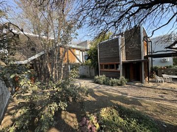 Complejo con bajada al rio en un lugar único de Villa los Aromos