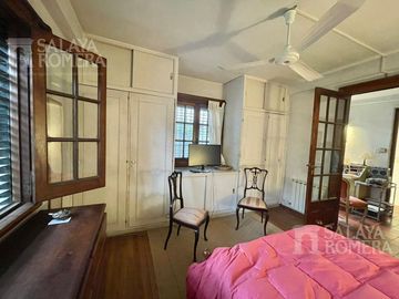 Casa en Olivos en venta zona Quinta presidencial 4 dormitorios