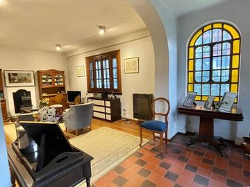 Casa en Olivos en venta zona Quinta presidencial 4 dormitorios