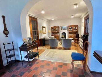 Casa en Olivos en venta zona Quinta presidencial 4 dormitorios