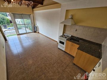 DUPLEX EN VENTA EN MORON SUR -  OPORTUNIDAD