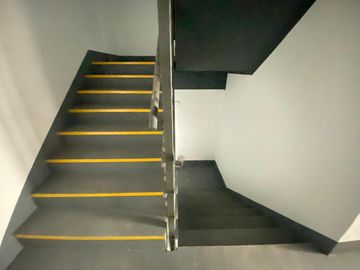 Departamento en  venta de 2 ambientes con cochera