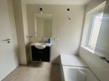 Casa/Duplex de 100m2 en terreno de 315m2 -