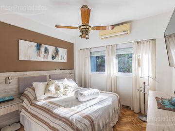 villa Crespo, 4 ambientes, mas escritorio, cocina office, balcon corrido, baño y toil