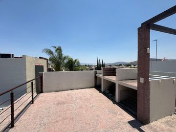 CASA SEMI EQUIPADA EN VENTA, GUADALAJARA JALISCO