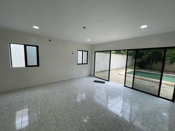 Casa en Venta en Fracc. Las Margaritas, Cholul