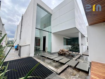 Vendo Casa Bosque de la Lomas