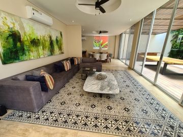Casa en Venta en Privada Nuukan en Cholul