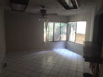 Casa en venta en Colorines en San Pedro Garza García