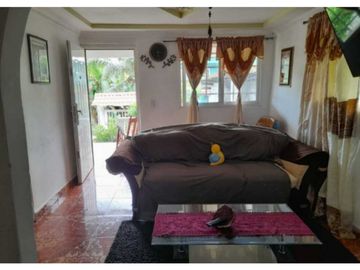 VENDO CASA EN ARRAIJAN BURUNGA BARRIADA OMAR 4R