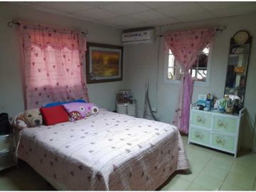 VENDO CASA EN ARRAIJAN BURUNGA BARRIADA OMAR 4R