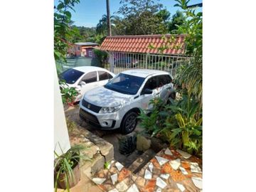 VENDO CASA EN ARRAIJAN BURUNGA BARRIADA OMAR 4R