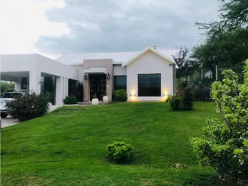 VENTA CASA LOMAS DEL REY MAYU SUMAJ CORDOBA GAS NATURAL CARLOS PAZ