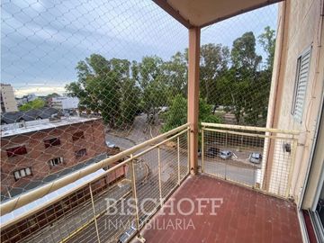 ALQUILER ABRIL A NOVIEMBRE  DEPARTAMENTO PLENO CENTRO DE PINAMAR