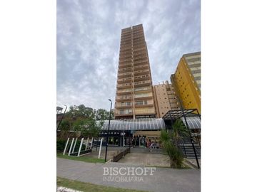 ALQUILER ABRIL A NOVIEMBRE  DEPARTAMENTO PLENO CENTRO DE PINAMAR