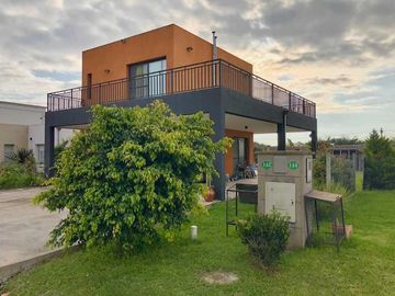 Casa en venta en Los Troncos