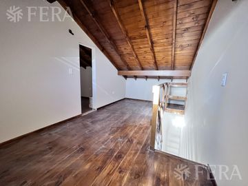 Venta de Departamento 4 ambientes con espacio guardacoche en Sarandi (32013)
