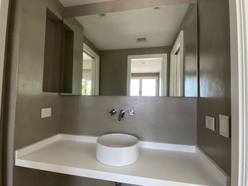 Barrio Privado La Lomada - Casa minimalista a estrenar