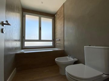 Barrio Privado La Lomada - Casa minimalista a estrenar