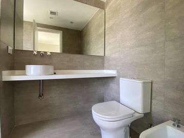 Barrio Privado La Lomada - Casa minimalista a estrenar