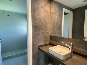 Barrio Privado La Lomada - Casa minimalista a estrenar