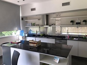 Venta Casa Exclusivo Barrio Privado Adrogue Chico