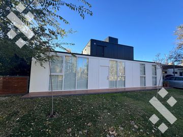 VENTA CASA 3 DORM. BARRIO PRIVADO Plottier