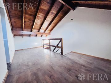 Venta de Departamento 4 ambientes con espacio guardacoche en Sarandi (32016)