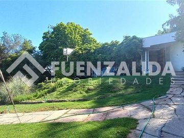 Casa en Venta en El Algarrobo - Av Chicureo