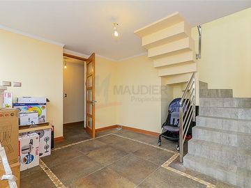 Departamento en Venta en Ricardo Lyon