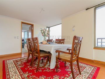 Departamento en Venta en Ricardo Lyon