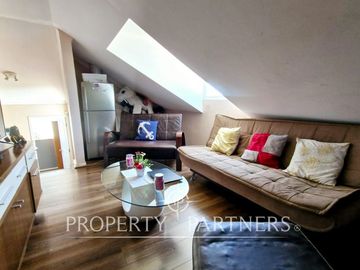 Gran casa en Bosques de Montemar. 8 dormitorios, 2 salas de estar.