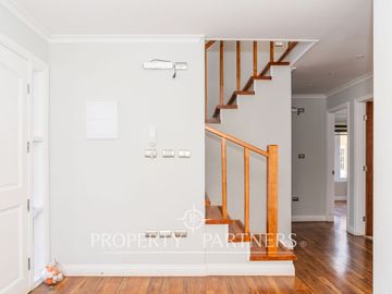 Exclusiva propiedad en excelente condominio