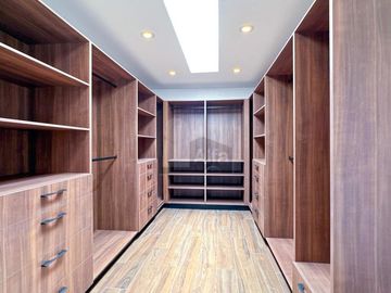 Casa en venta en metepec con diseño moderno y  jardín interno
