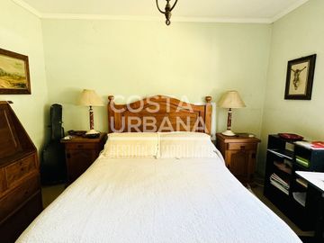 Hermosa casa con gran terreno en Limache