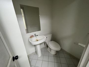 SE VENDE EDIFICIO EN CALLE URRIOLA