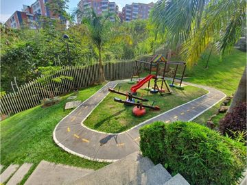(MC) Apartamento en Venta en Cristales Oeste