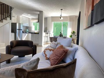 Casa Nueva en VENTA Fraccionamiento privado sur de León cercano Puerto Interior