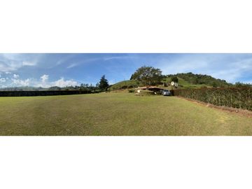 VENTA FINCA MARINILLA VIA EL PEÑOL, ANTIOQUIA, COLOMBIA