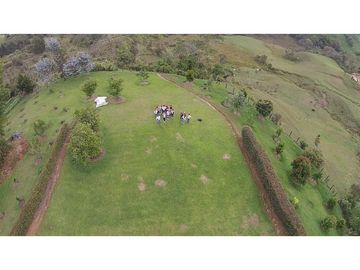 VENTA FINCA MARINILLA VIA EL PEÑOL, ANTIOQUIA, COLOMBIA