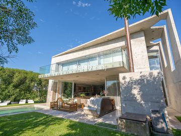Impresionante Casa en El Yacht, Nordelta