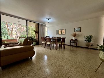 Apartamento en venta Oviedo, Poblado.