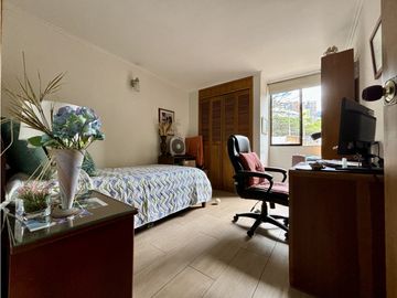 Apartamento en venta Oviedo, Poblado.